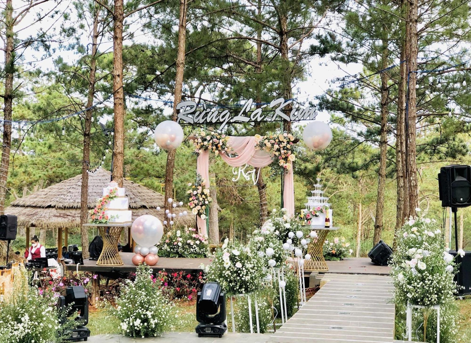 Rừng Lá Kim Resort Da Lat Esterno foto