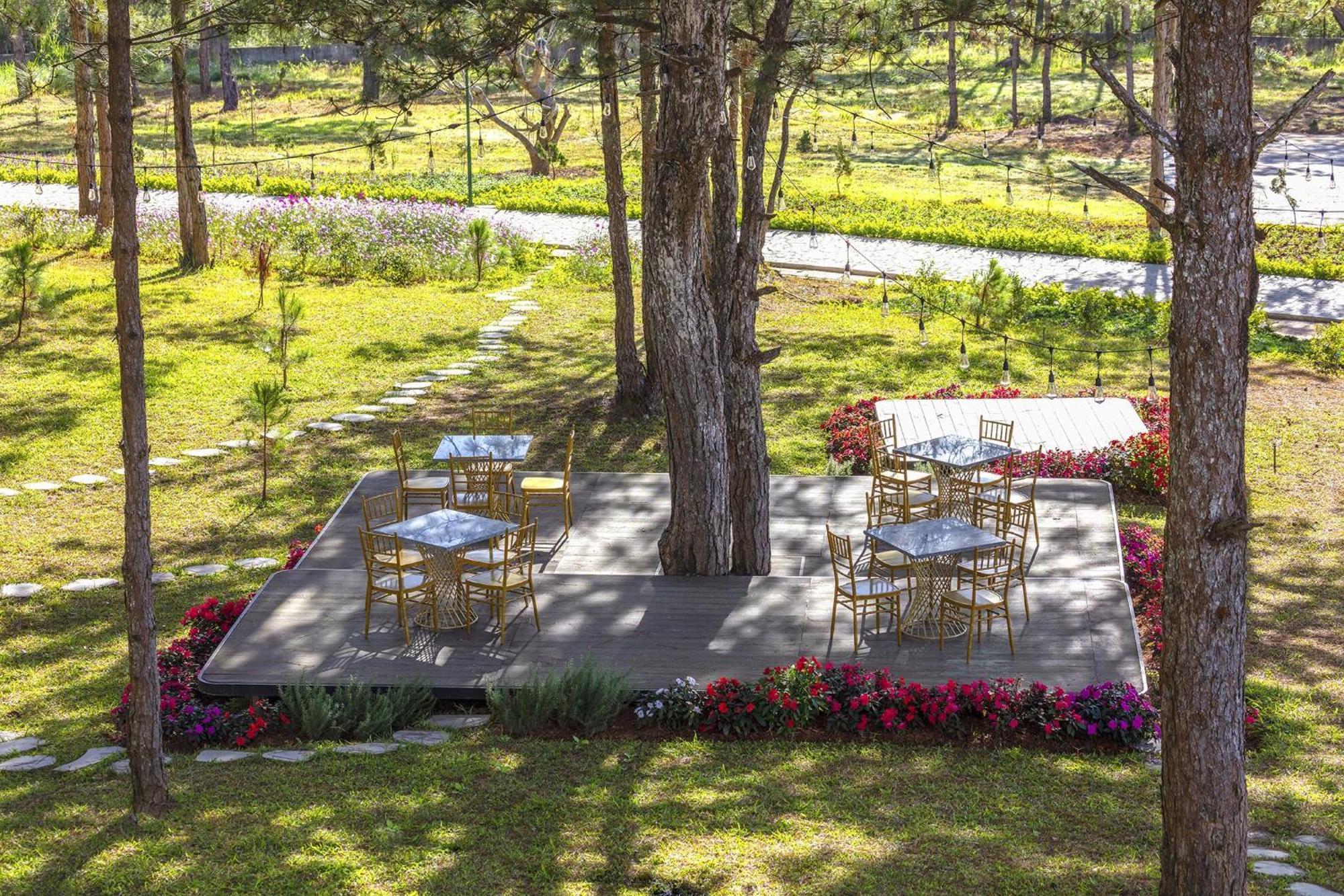 Rừng Lá Kim Resort Da Lat Esterno foto